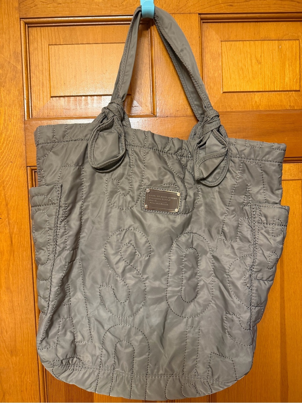 Marc by Marc Jacobs Quilted Gray Shoulder Tote